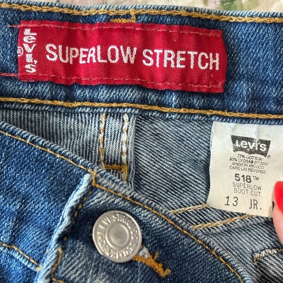 Y2K Levi’s 518 Super Low Stretch Boot Cut Jeans Denim Blue Size 13 Juniors - Picture 6 of 11